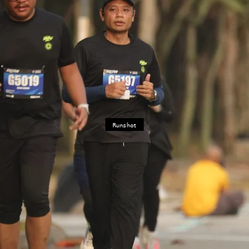 Runner Photo 5635211