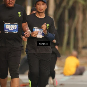 Runner Photo 5635256