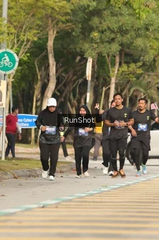 Runner Photo 5635272