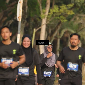 Runner Photo 5635307