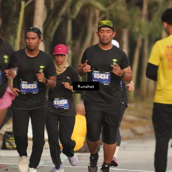 Runner Photo 5635356