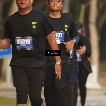 Runner Photo 5635376