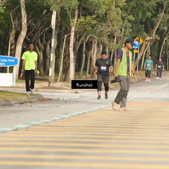 Runner Photo 5635403