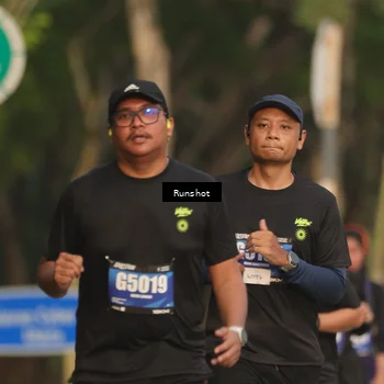 Runner Photo 5635500