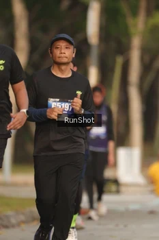 Runner Photo 5635523