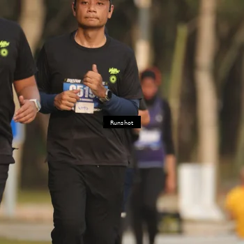 Runner Photo 5635556