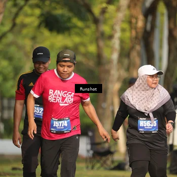 Runner Photo 5635628
