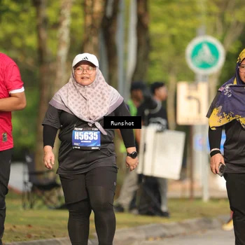 Runner Photo 5635631