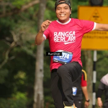 Runner Photo 5635646