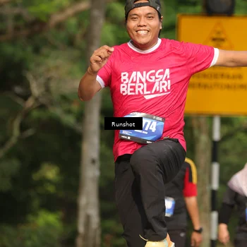 Runner Photo 5635647