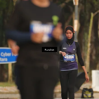 Runner Photo 5635657