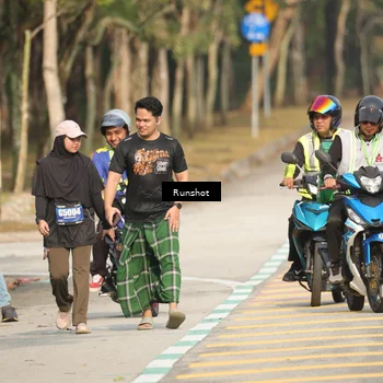 Runner Photo 5635923