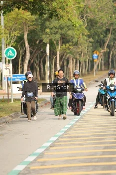 Runner Photo 5635964