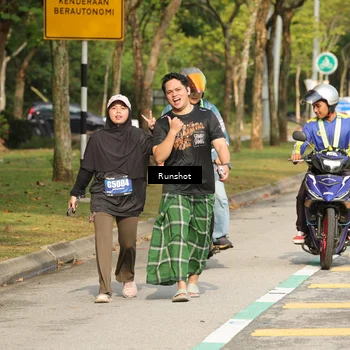 Runner Photo 5636045