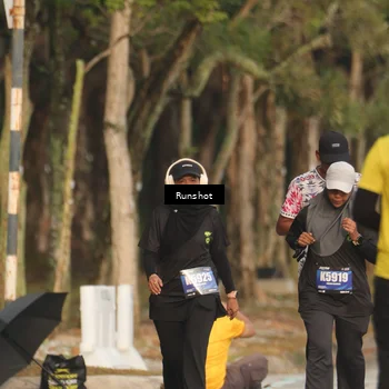 Runner Photo 5636161