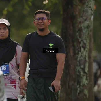 Runner Photo 5636241