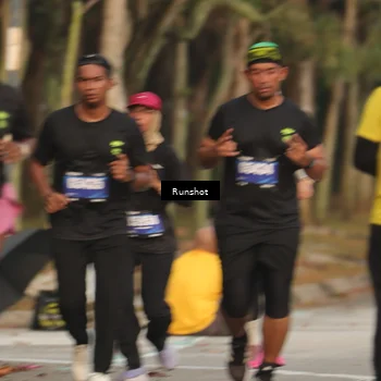 Runner Photo 5636245