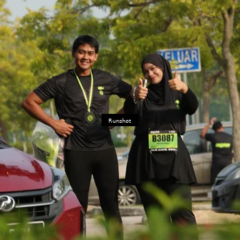 Runner Photo 5636273