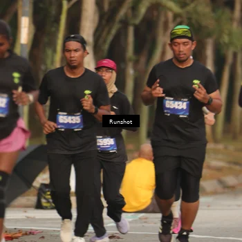 Runner Photo 5636357