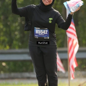 Runner Photo 5636372