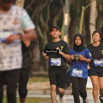 Runner Photo 5636565