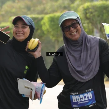 Runner Photo 5636601