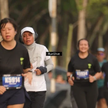 Runner Photo 5636834