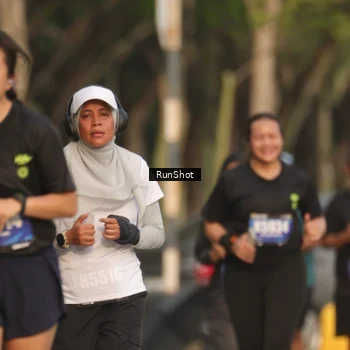 Runner Photo 5636843