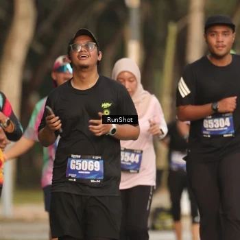Runner Photo 5636965