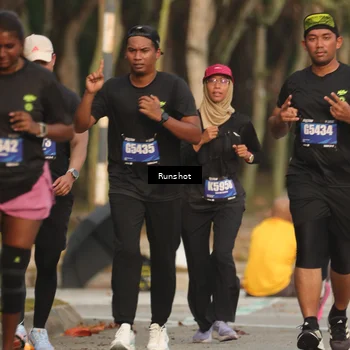 Runner Photo 5636993