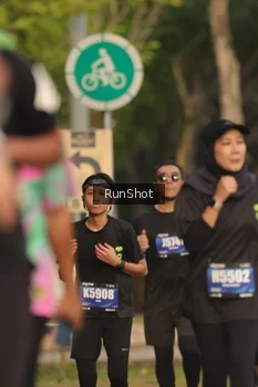 Runner Photo 5637014