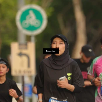Runner Photo 5637041