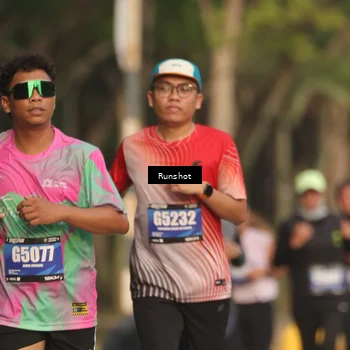 Runner Photo 5637042