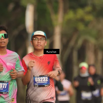 Runner Photo 5637043