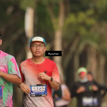 Runner Photo 5637047