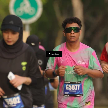 Runner Photo 5637062