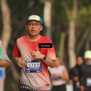 Runner Photo 5637085