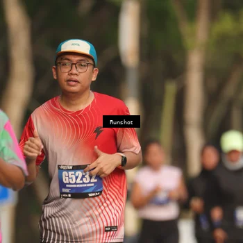 Runner Photo 5637090
