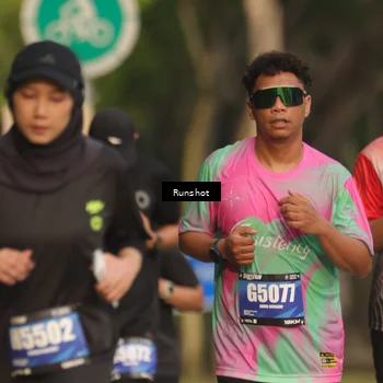 Runner Photo 5637092