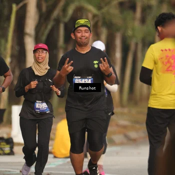 Runner Photo 5637093
