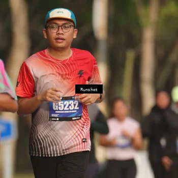 Runner Photo 5637096