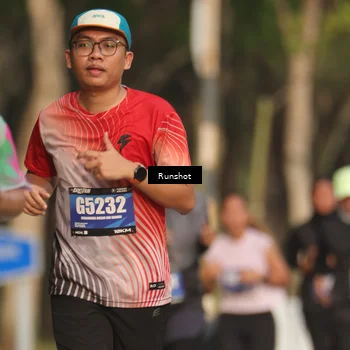Runner Photo 5637102