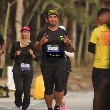 Runner Photo 5637130