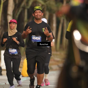 Runner Photo 5637136