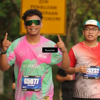 Runner Photo 5637139