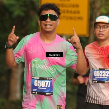 Runner Photo 5637143
