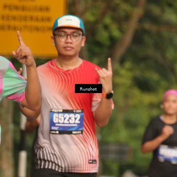 Runner Photo 5637150
