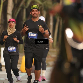 Runner Photo 5637162