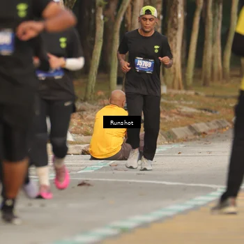Runner Photo 5637169