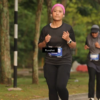 Runner Photo 5637186